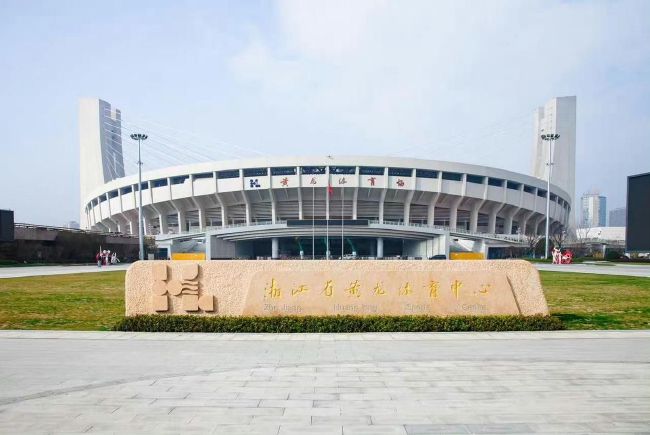 少妇与邻居做爰电影